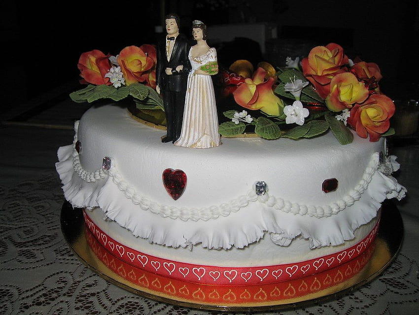 Details more than 69 anniversary cake and wishes - awesomeenglish.edu.vn