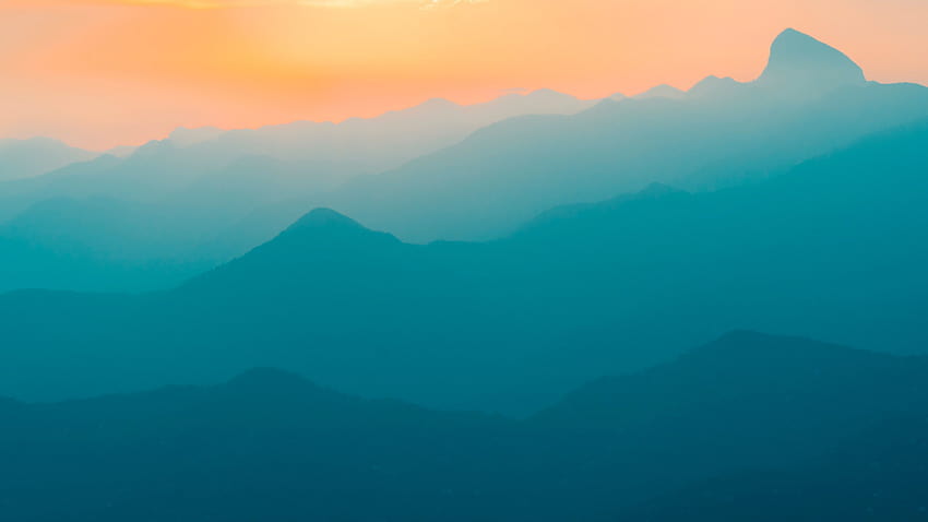 Berge, neblig, Nebel, Sonnenaufgang, Türkis, gelber Himmel, Farbverlauf, Landschaft, Landschaft, Natur HD-Hintergrundbild