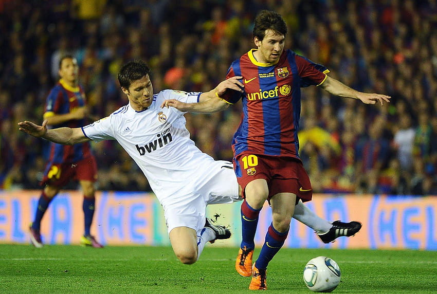 Lionel messi vs cristiano ronaldo, messi and ronaldo HD wallpaper | Pxfuel