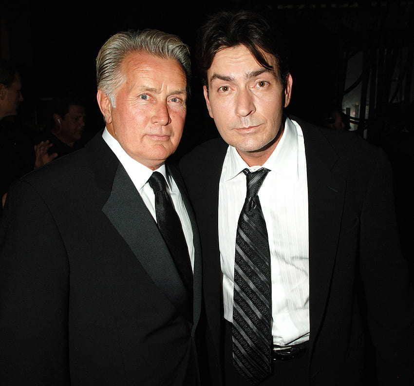 Martin Sheen Opens Up About Charlie Sheen's Addiction, HIV Diagnosis HD wallpaper