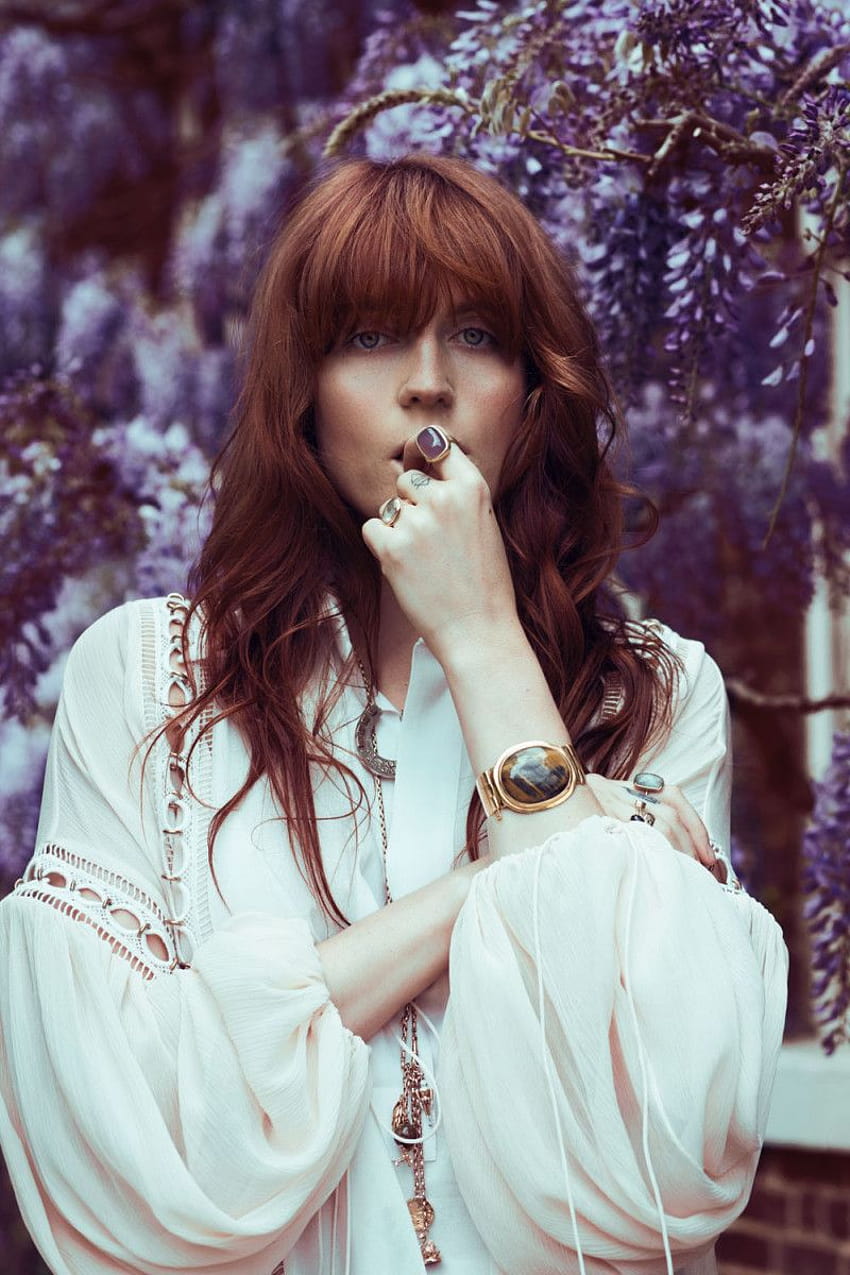 Florence Welch 19 of 34 pics HD phone wallpaper