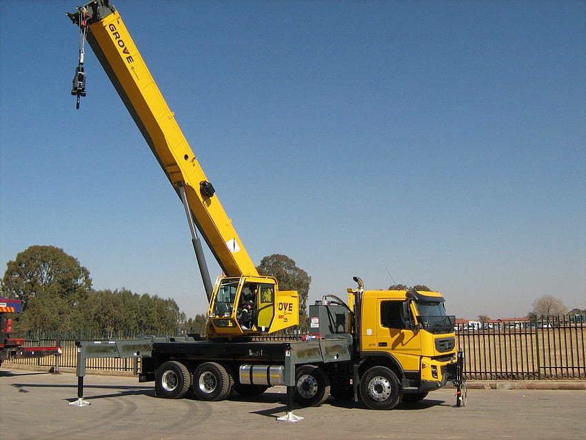 MOBILE CRANE construction truck semi tractor ariel cranes boom HD wallpaper