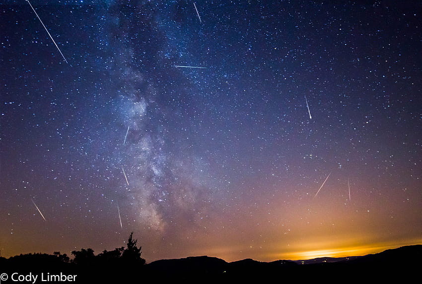 Lluvia de meteoros Perseidas: Fuegos artificiales celestiales Wow Stargazers fondo de pantalla