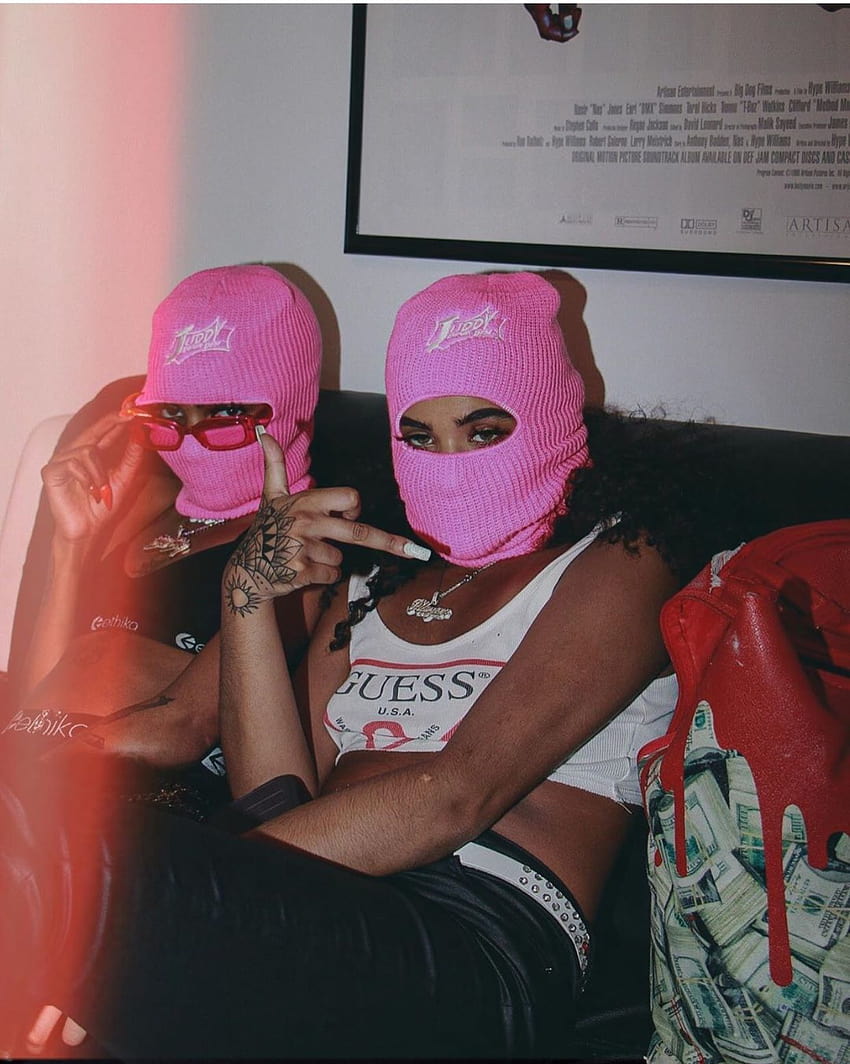 Ski Mask Girls publicado por Ryan Walker, esquí rosa fondo de pantalla del teléfono