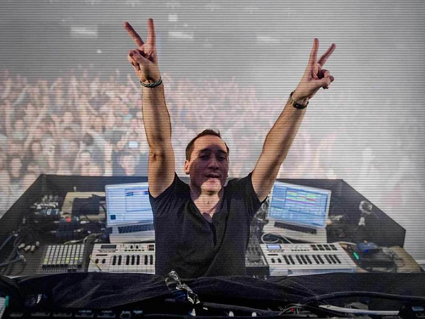 Flipboard: DJ Paul van Dyk Scores Millions After Stage Fall Left Him HD wallpaper