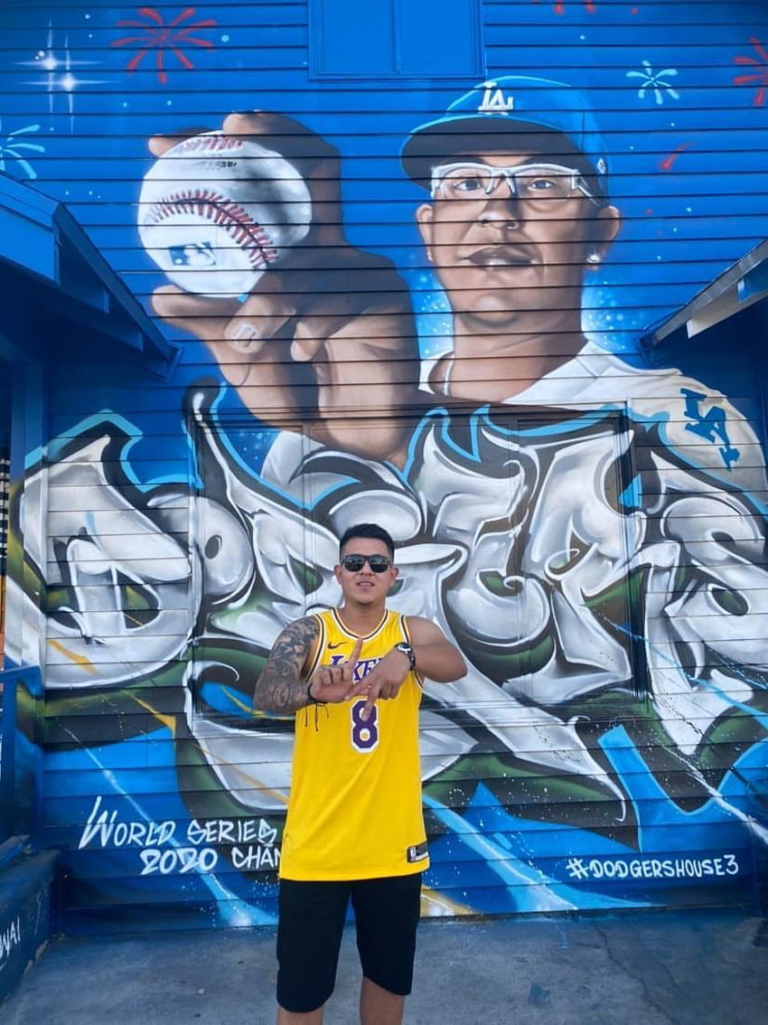 Julio Urias in front of his mural in Los Angeles : r/Dodgers HD