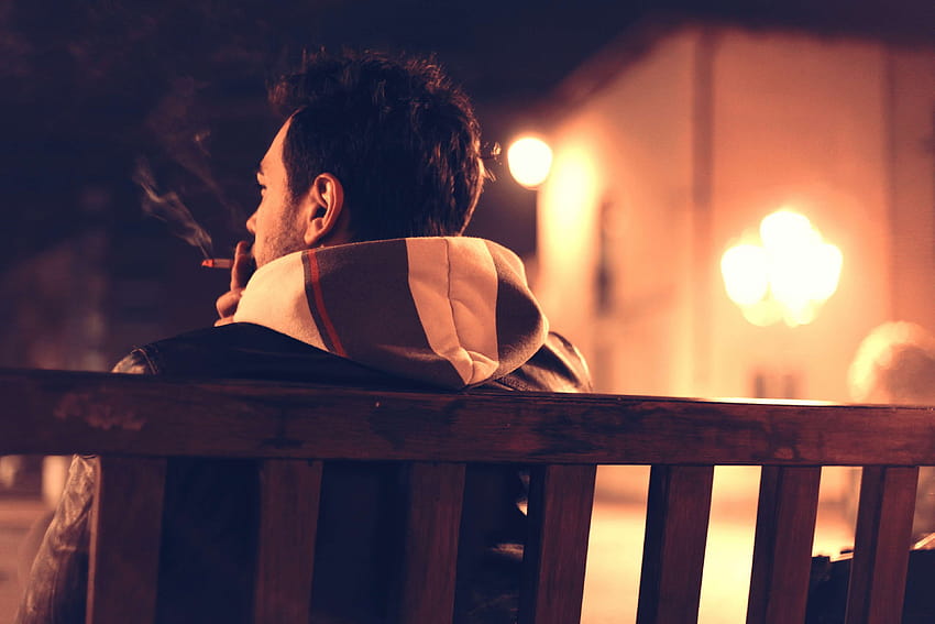 3107102 / adulte, seul, banc, cigarette, solitaire, homme, nuit, la personne, séance, fumée, fumeur, fumeur, solitaire, Seul assis Fond d'écran HD