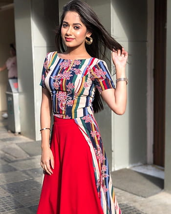 Jannat Zubair Rahmani on Instagram: “14.1.2020 LUCKNOW🌈 Outfit  @asthas_designer_hut_l… | Western dresses for girl, Party wear indian  dresses, Girls fashion clothes