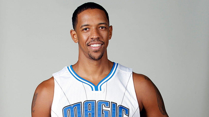 Channing Frye, Magic shoot lights out again to swat Hornets, 113 HD wallpaper
