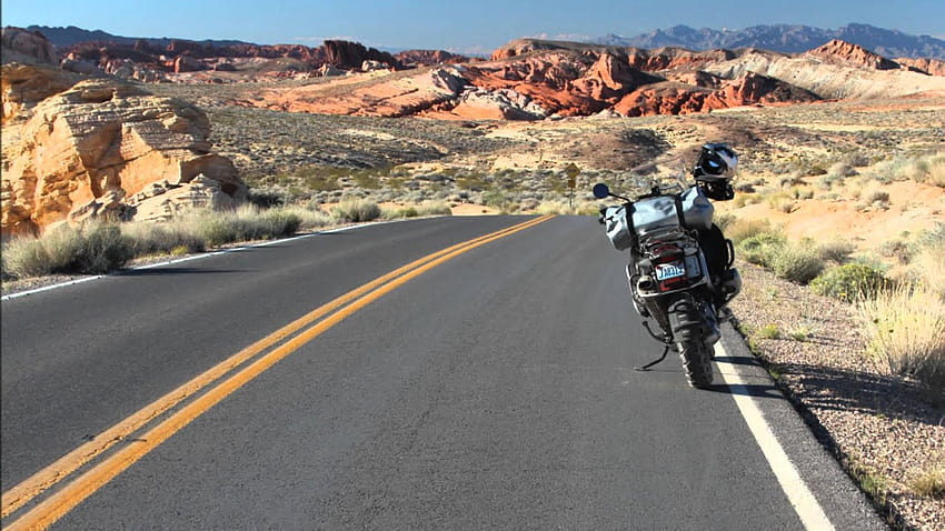 Aventura de motocicleta BMW R1200 GS: pilotando sozinho de Seattle a Las Vegas e vice-versa, viagem solo papel de parede HD