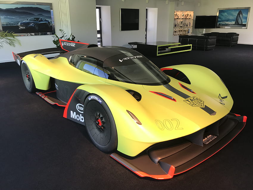Aston Martin Valkyrie AMR Pro could challenge Porsche's new Nürburgring record, Red Bull F1 boss says HD wallpaper
