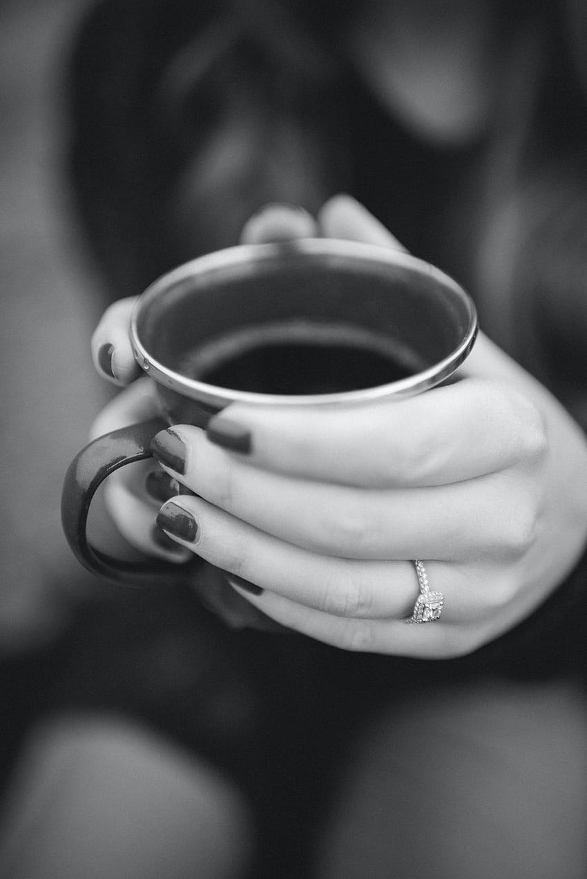 Holding Coffee, women coffee HD phone wallpaper | Pxfuel