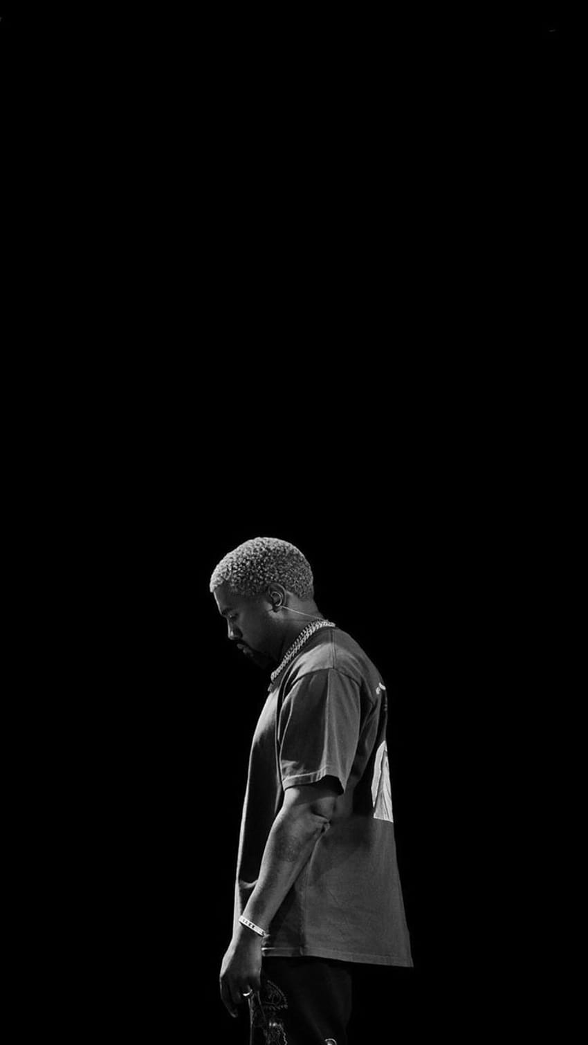 Kanye West прави премиера на Donda 2 в изживяване на живо HD тапет за телефон