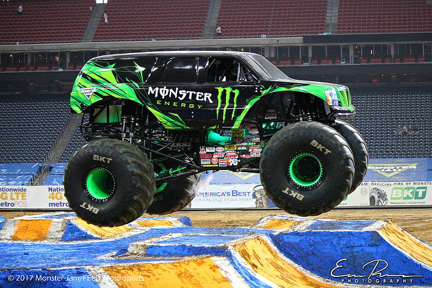 : Monster Truck Racing, monster energy monster truck HD wallpaper
