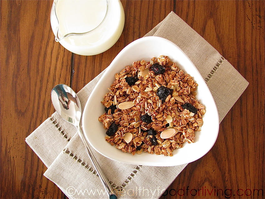 Best Homemade granola with dried berry HD wallpaper