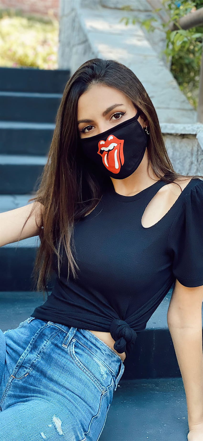 victoria justice mask iPhone X, girl in mask HD phone wallpaper