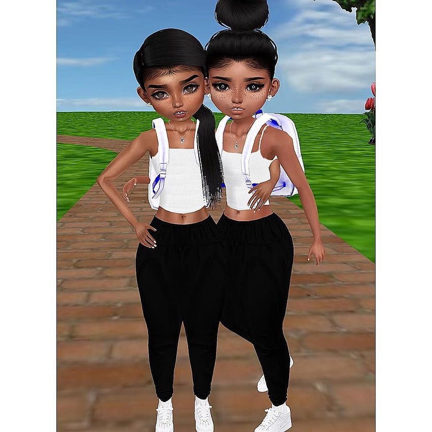 Today we had mock tryouts since the last group of new kids came in last Friday Zoey got moved from Squa…, imvu twins HD phone wallpaper