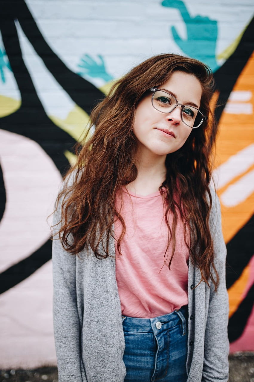 girl wearing eyeglasses with silver frames behind graffiti – People, girl eyeglasses HD phone wallpaper