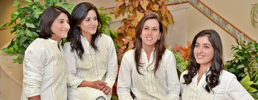 Pakistan women&cricket team gets stylish with off, women criket players HD wallpaper