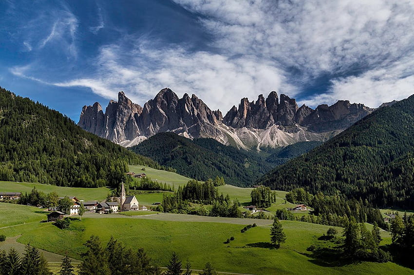 Alpes Itália Tirol do Sul Val di Funes Natureza, paisagem montanhosa Itália papel de parede HD