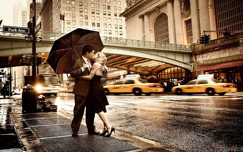 2 Love Couple's Romance in the Rain, kiss love HD wallpaper