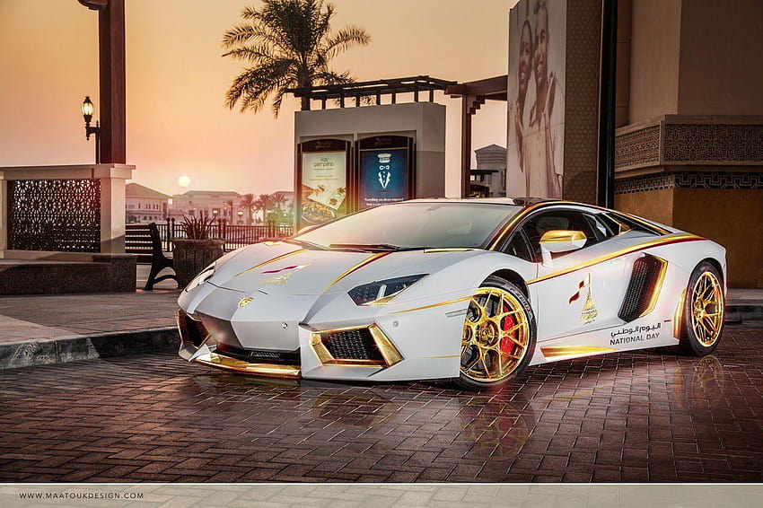 Layar Lebar Lamborghini Emas Untuk Wallpaper HD