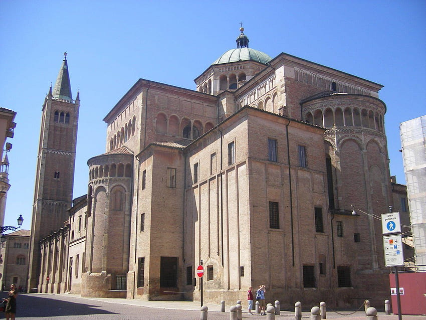 Cathedral in Parma, Italy and HD wallpaper
