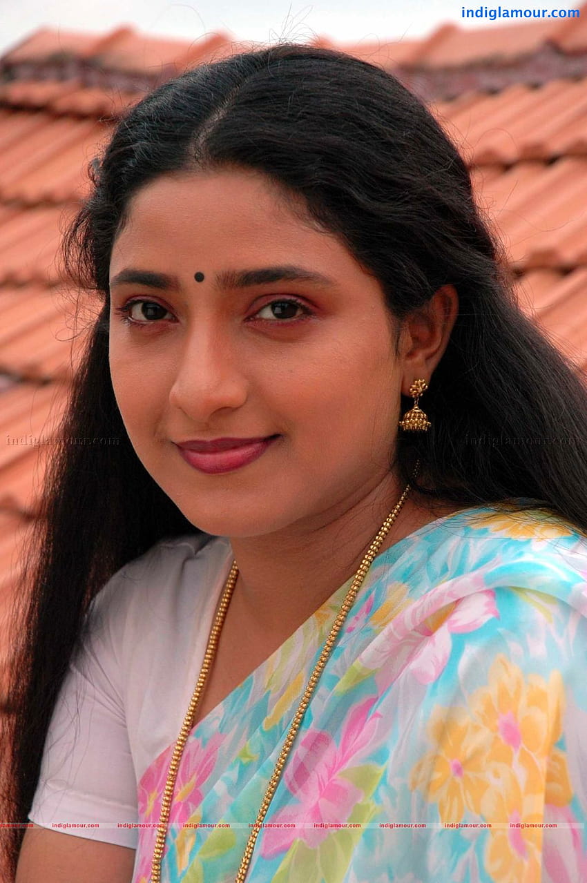 Praveena Actress , pics and stills HD phone wallpaper