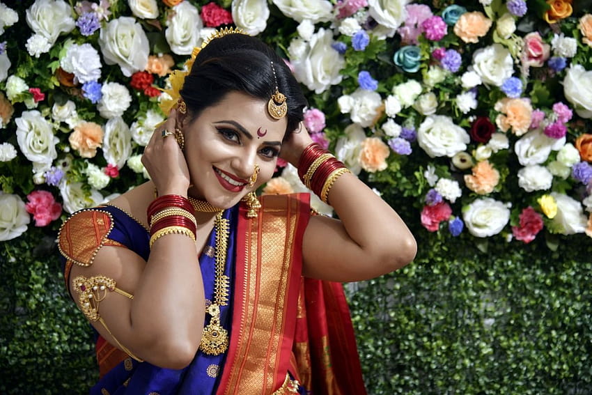 Swapnali Patil Maharashtrian Traditioneller Saree, Marathi-Mädchen HD-Hintergrundbild