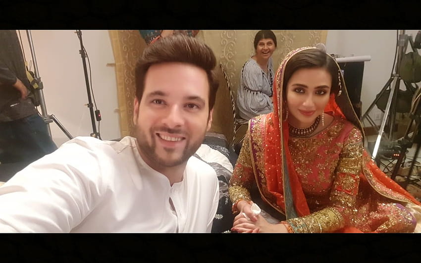 Mikaal Zulfiqar schließt sich mit Sana Javed für das kommende Drama Zard Bahar HD-Hintergrundbild