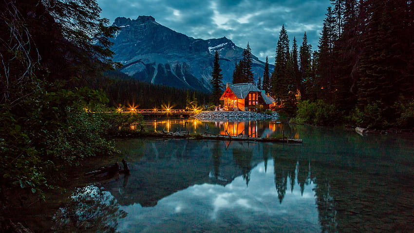 Emerald Lake Lodge, lago esmeralda, ontario, canadá fondo de pantalla