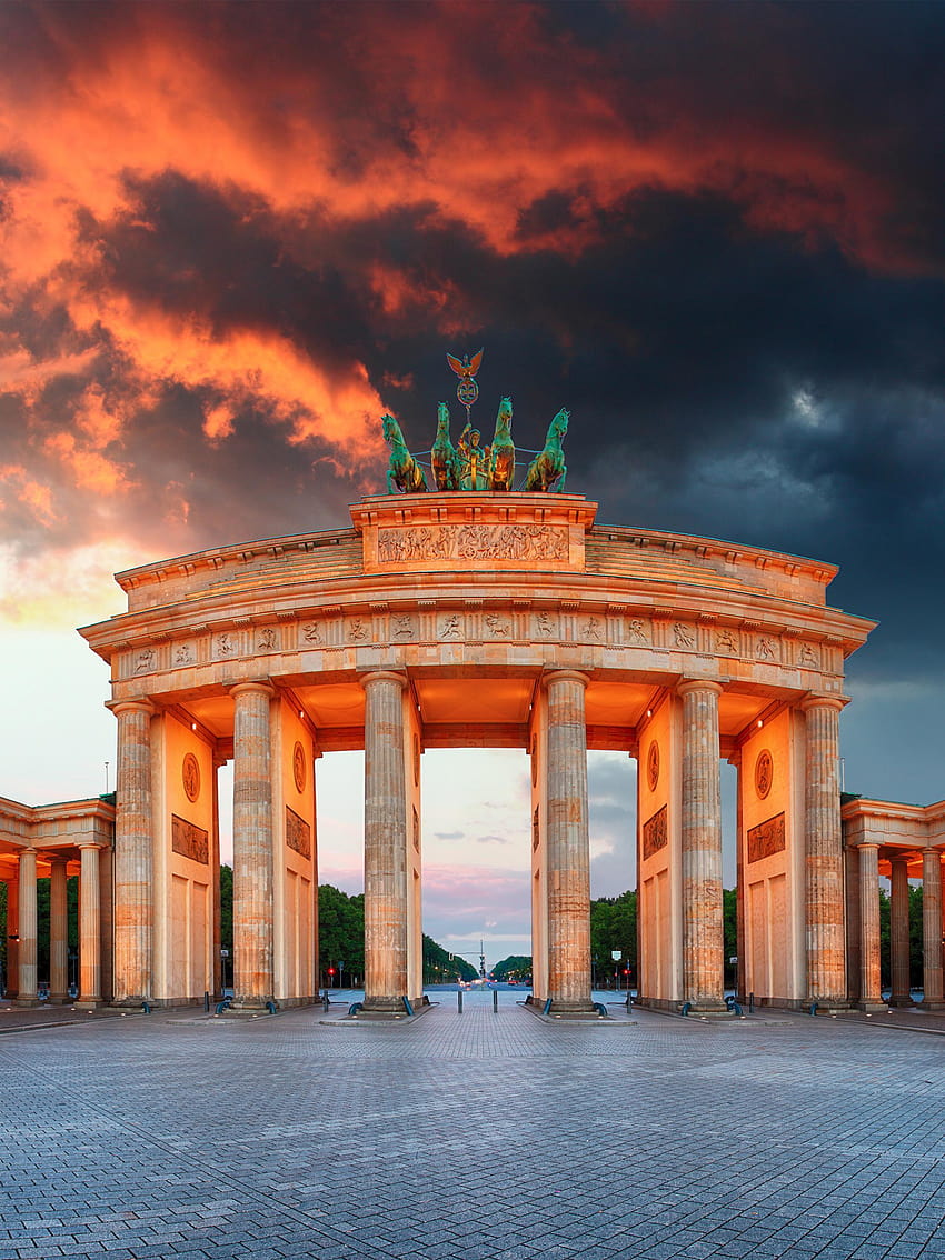 Берлин Германия Градски площад Колона Бранденбургска врата 2048x2732 HD тапет за телефон