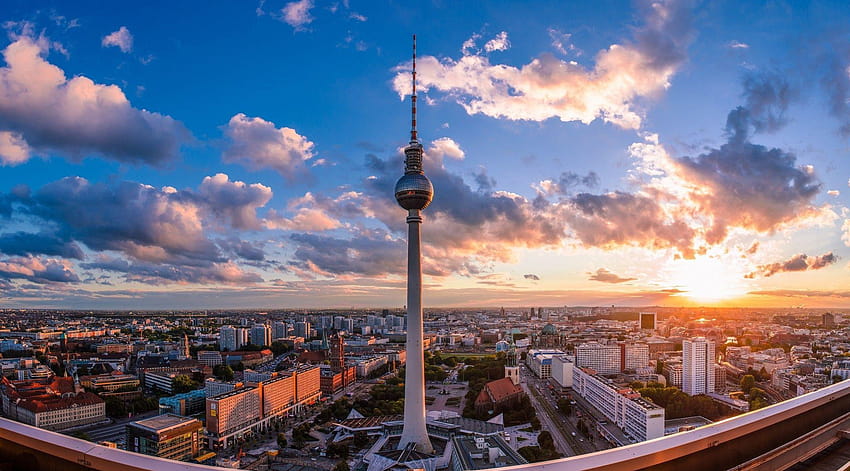 Berlin City HD wallpaper