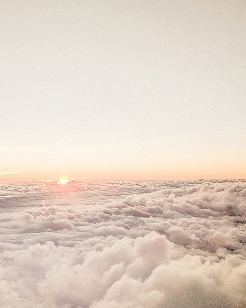 Nadruk nad chmurami, letni beż Tapeta na telefon HD