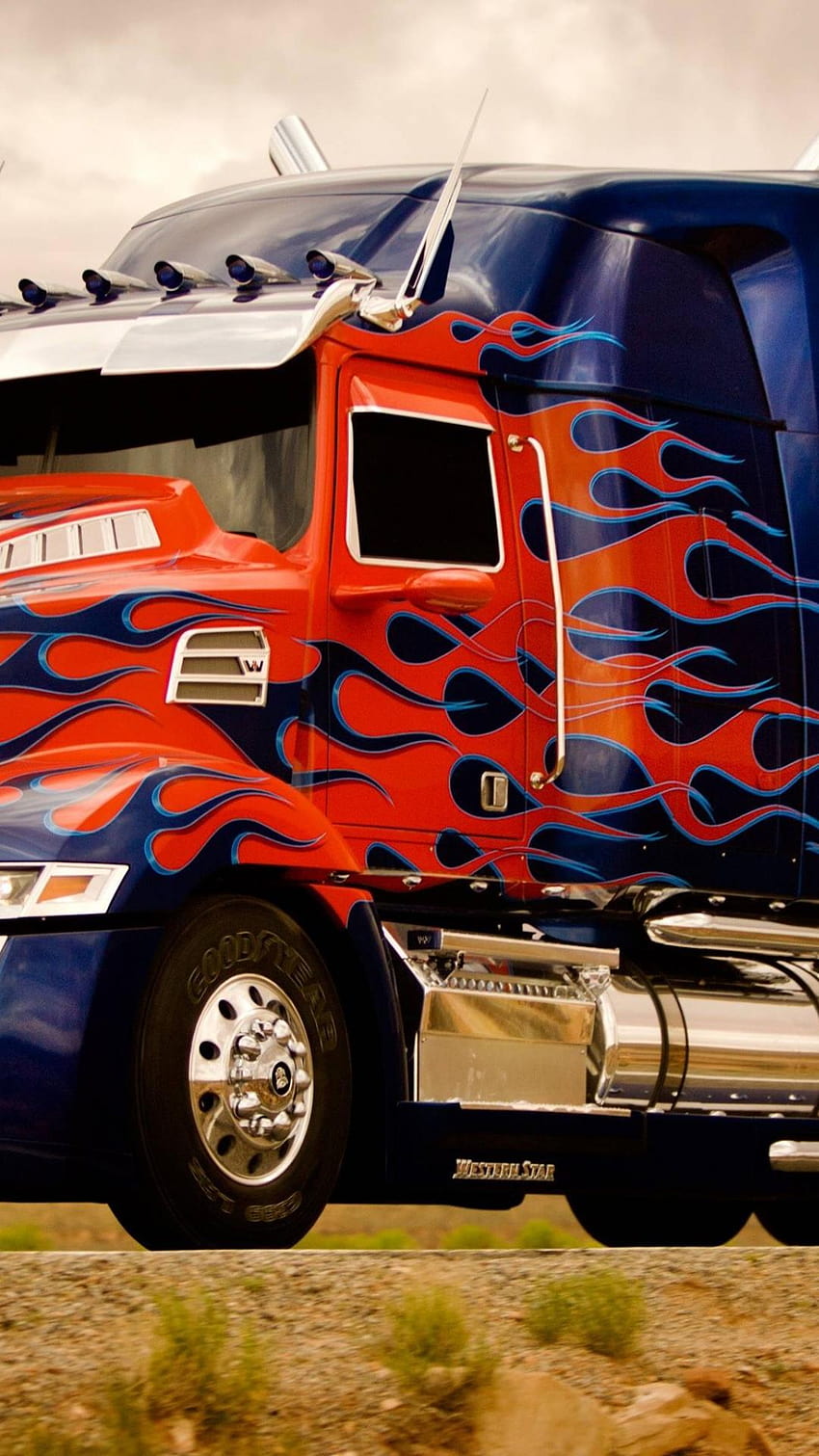 Optimus prime truck transformers 4, transformers optimus prime truck HD  phone wallpaper | Pxfuel