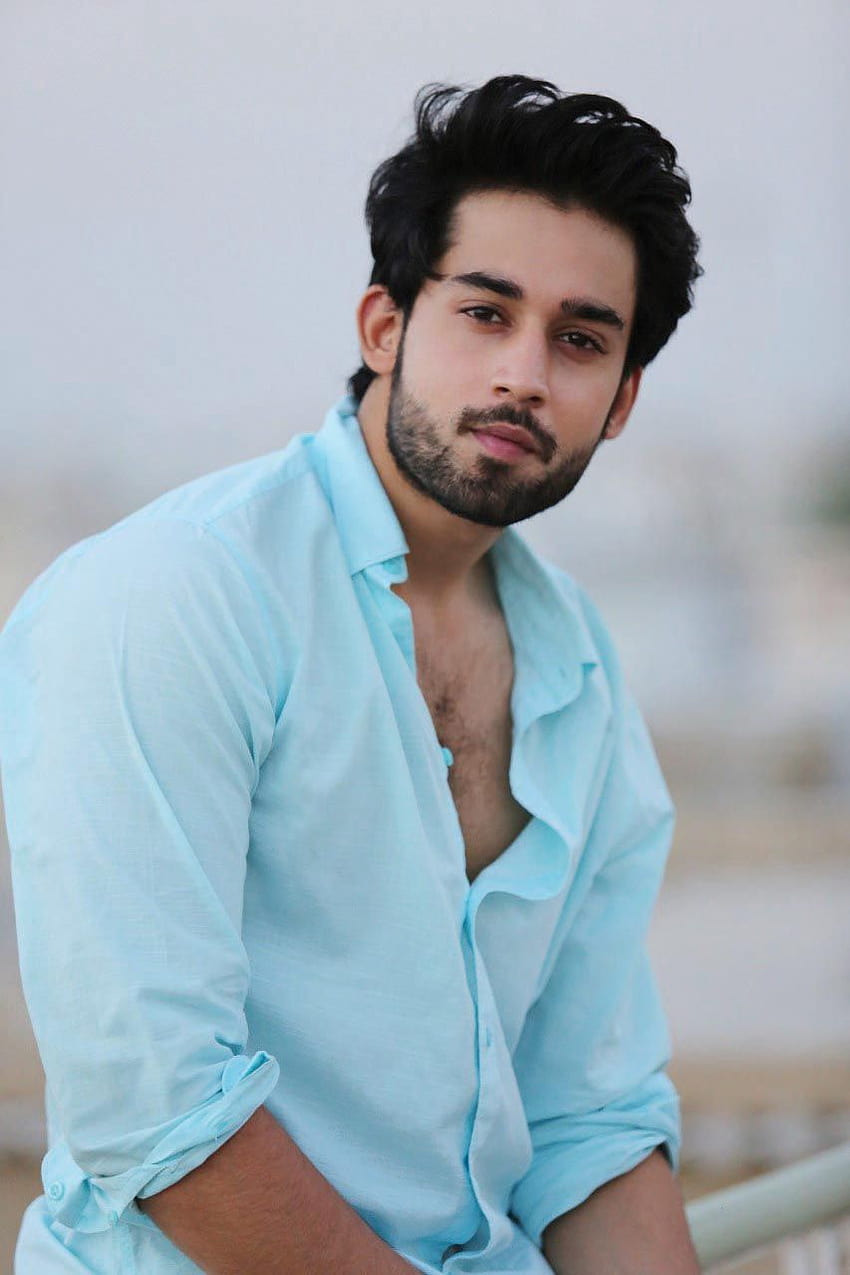 Bilal Abbas Khan to Play a Navy Officer in Pakistan Day's Special HD phone wallpaper