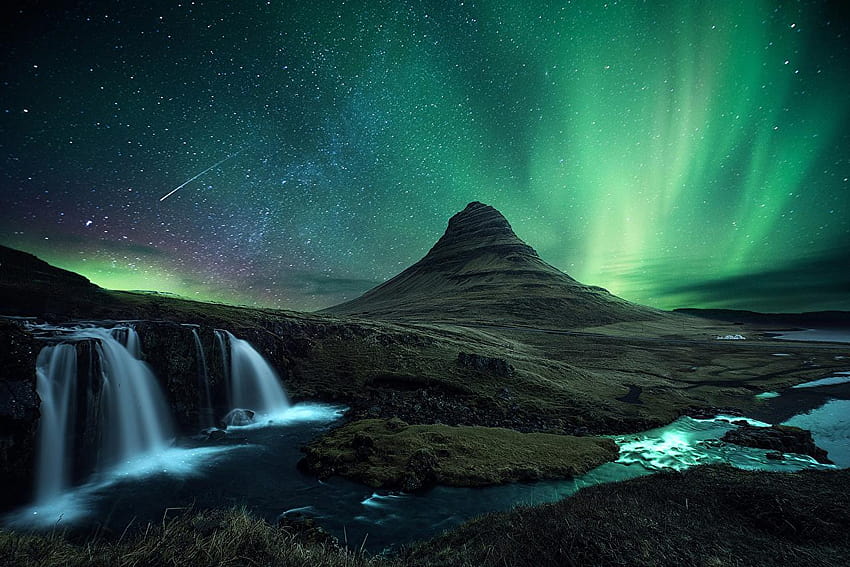 Kirkjufell Stars Iceland Volcano Aurora Nature mountain, waterfall night HD wallpaper