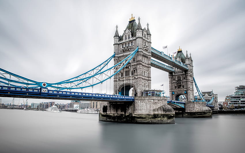 Tower Bridge, charakterystyczny punkt orientacyjny Londynu, zbudowany w latach 1886-1894 Ultra Tv Wallpap… Tapeta HD