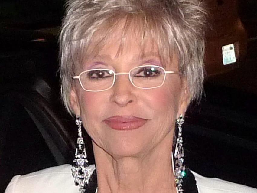 Rita Moreno says she regrets staying with husband for 46 years HD wallpaper
