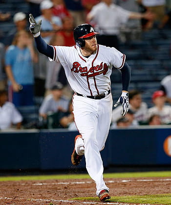 Modern Day Superhero Chipper Jones Saves Freddie man During, atlanta braves chipper  jones HD wallpaper