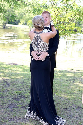 couple and prom look goals everything's on point | Prom pictures couples, Prom  poses, Prom pictures couples black