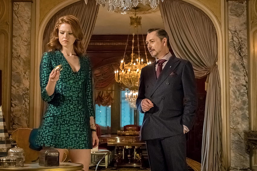 Poison Ivy Returns In New Gotham Promo And, maggie geha HD wallpaper