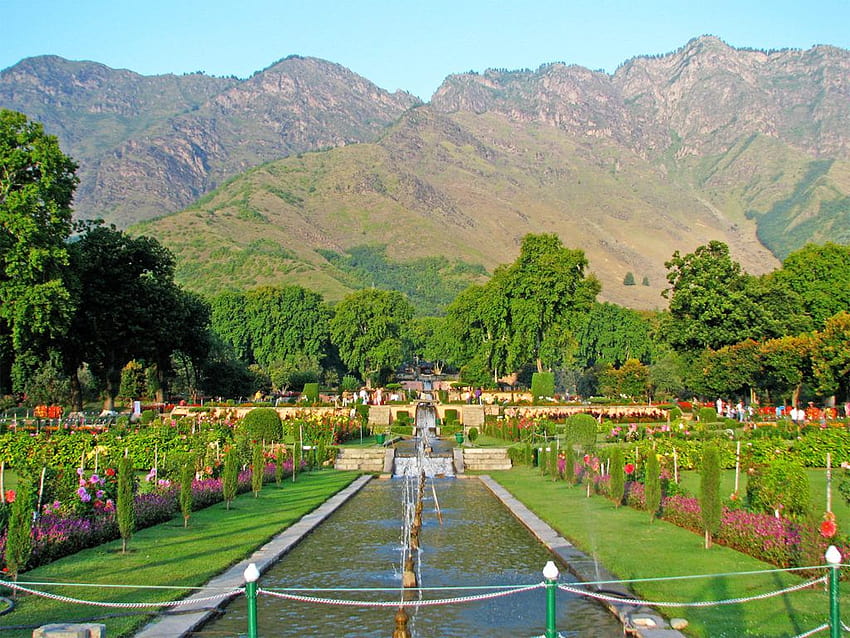 5 Ethereal Mughal Gardens of Srinagar HD wallpaper