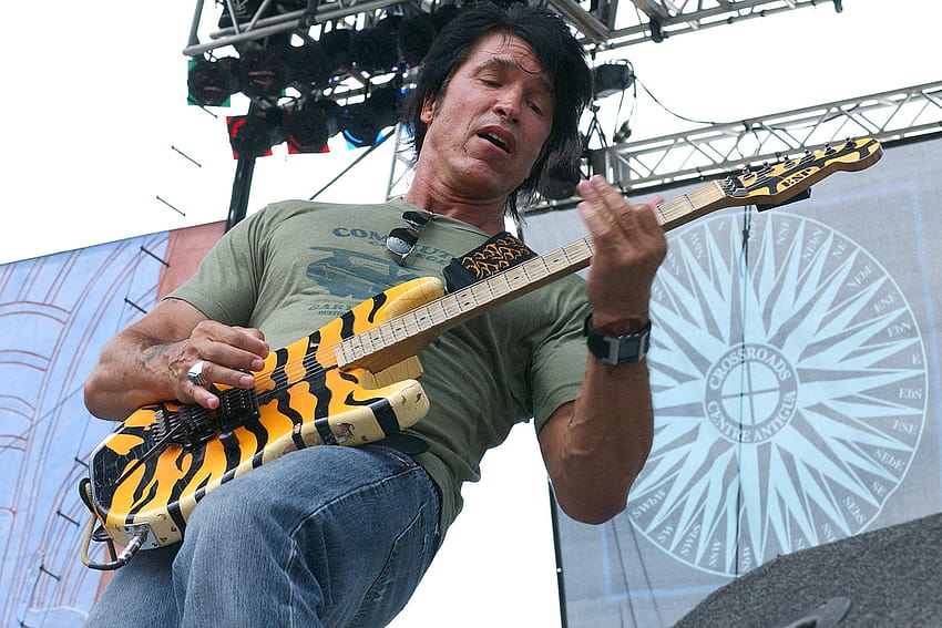 George Lynch Was Uncomfortable With Lynch Mob Name for Years HD wallpaper