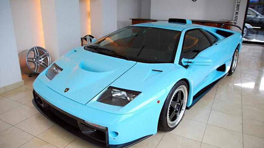 Eisblauer Lamborghini Diablo GT von 2001 zum Verkauf in Japan, eisblauer Lambo HD-Hintergrundbild