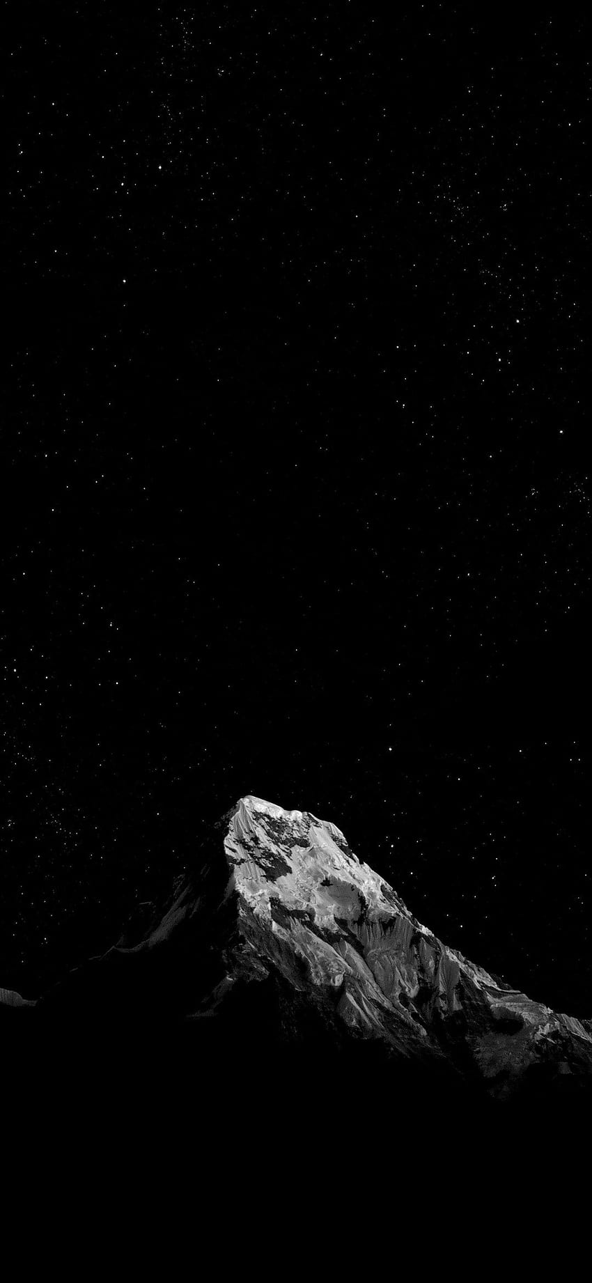 Mountain Dark AMOLED 1080X2340 im Jahr 2020, amolierter schwarzer Raum HD-Handy-Hintergrundbild
