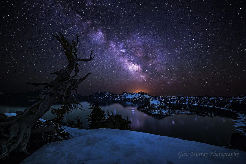 Vía Láctea sobre el lago de invierno, lagos de invierno de noche fondo de pantalla