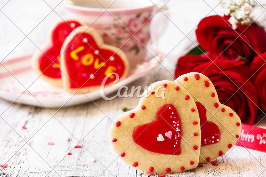 Homemade Valentines Day Heart Cookies Red Roses on White Rustic, rustic valentines day HD wallpaper