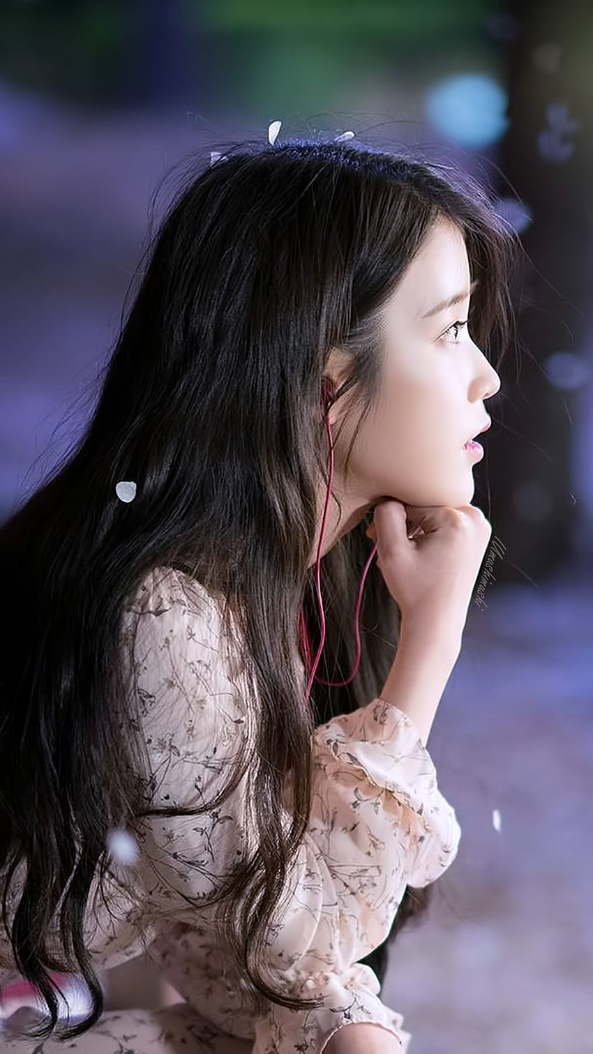 Iu kpop girl: Hãy cùng đắm mình trong vẻ đẹp tuyệt vời của nữ ca sĩ Iu - một trong những nhân vật nổi tiếng của làng giải trí Hàn Quốc. Xem những hình ảnh đẹp nhất của Iu trên trang của chúng tôi. Iu kpop girl sẽ thật sự khiến bạn ngất ngây và say mê.