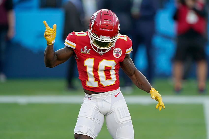 Tyreek Hill is the fastest player in Madden NFL 22 HD wallpaper